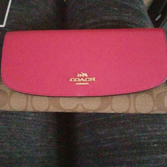 Wallet - Picture 1 of 4